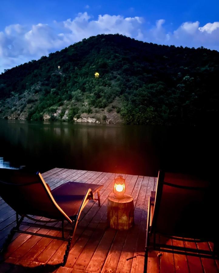 Hotel Nautica Bahna Orşova Exteriér fotografie